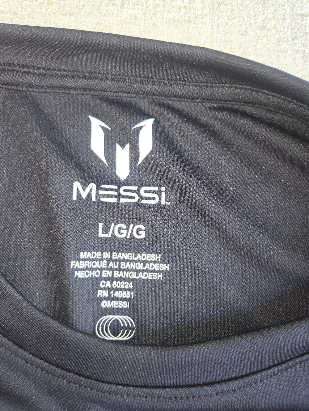 Messi Logo Performance Tee Shirt Black Pink 10 NWT Adult Large Soccer Athletic - Picture 3 of 4